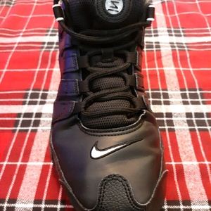 Nike shox tennis shoes